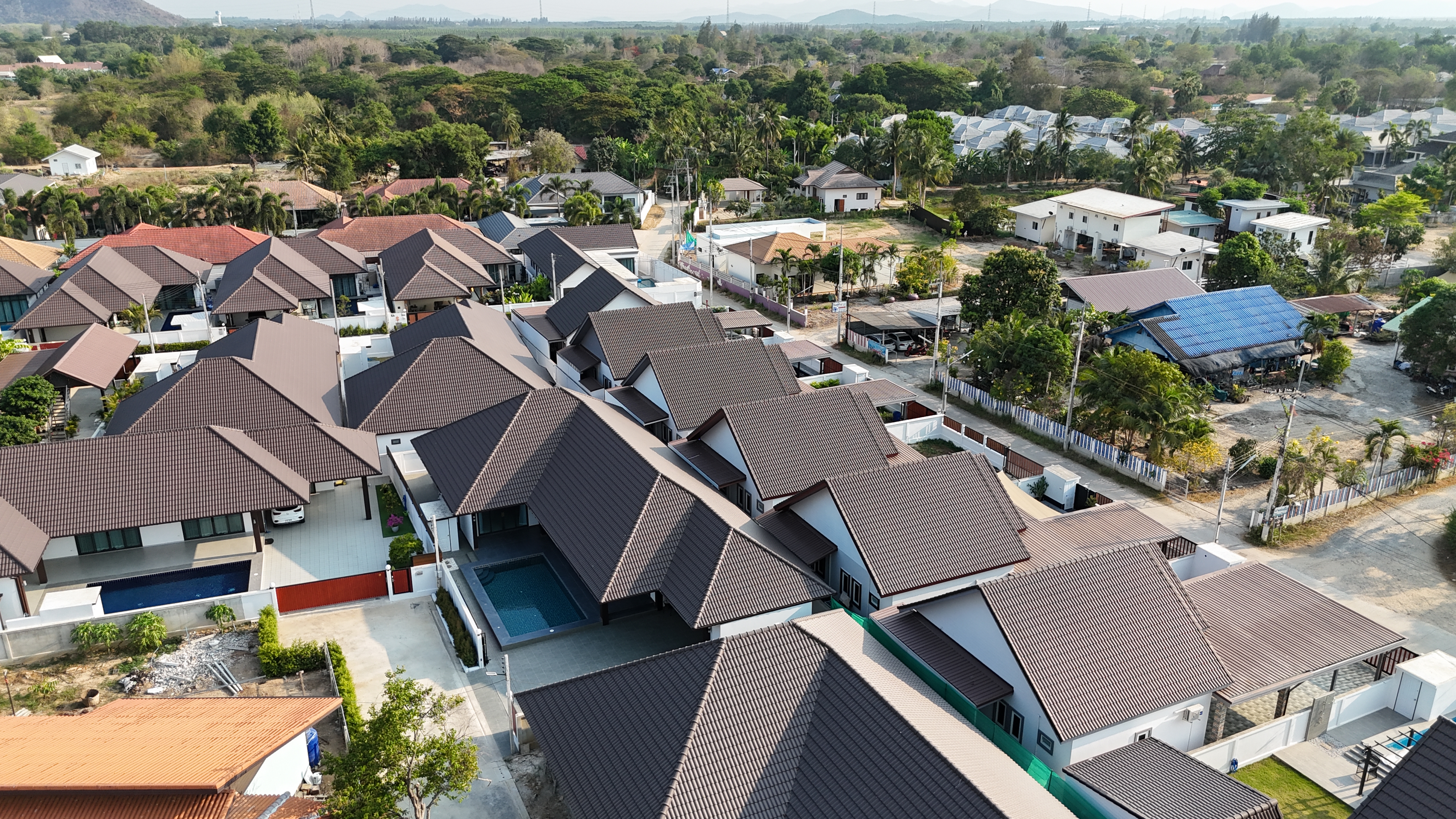 Stunning Modern Pool Villa | 3 Bed | 3 Bath | 9,200,000 THB